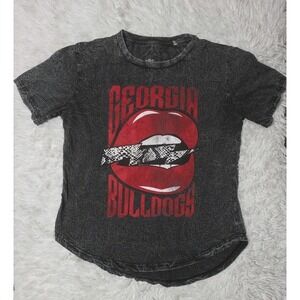 Three‎ Square UGA Bulldogs Red Lips Short Sleeve T-Shirt Blackwash Womens Medium